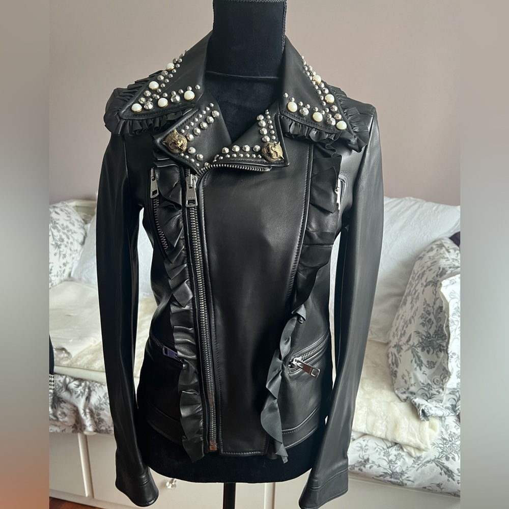NWT✨ Gucci 2017 Lamb Leather Biker Jacket – Studded & Pearl Detail (IT40 / US 4) - Picture 10 of 13